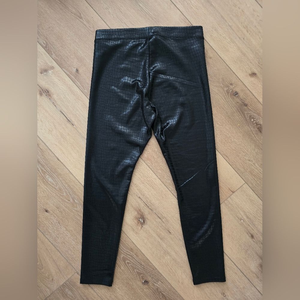Express Croc-Pattern Leggings - Picture 3 of 6